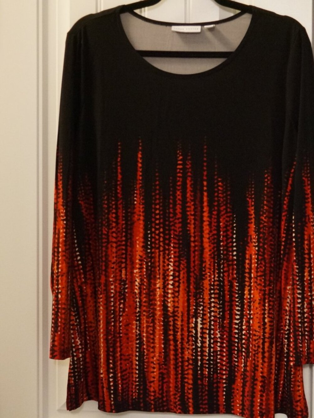 Susan Graver Liquid Knit Long Sleeve Border Print Tunic Size L